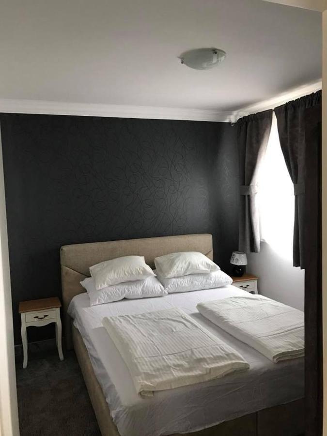 Villa Joy 4Ever Banjol 外观 照片