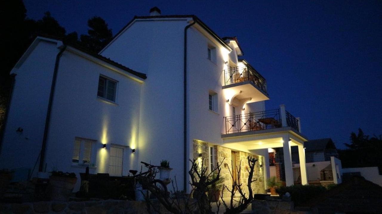 Villa Joy 4Ever Banjol 外观 照片