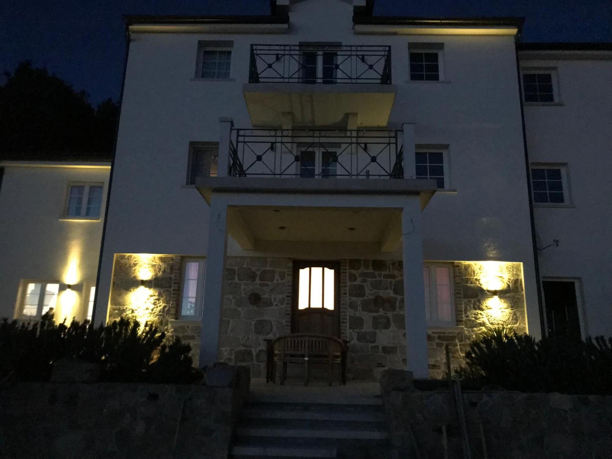 Villa Joy 4Ever Banjol 外观 照片