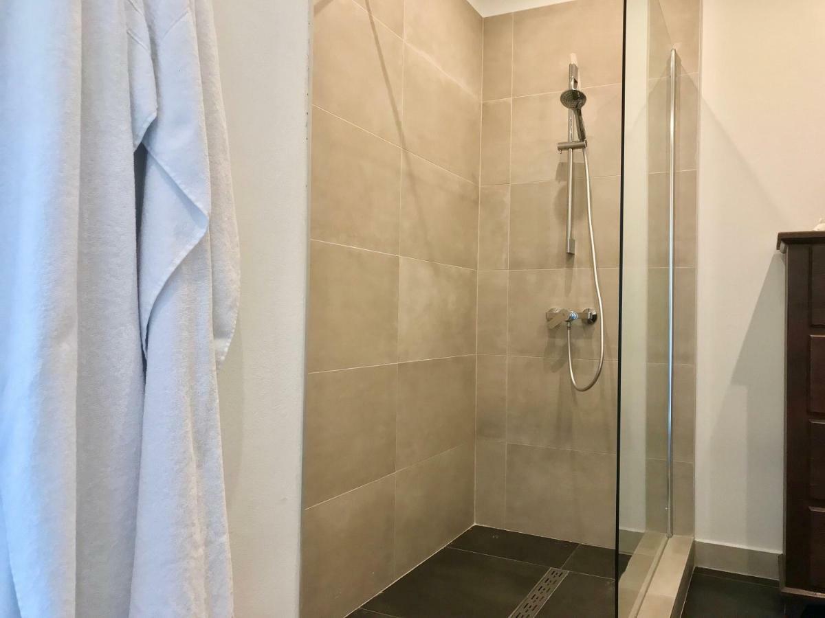 Villa Joy 4Ever Banjol 外观 照片